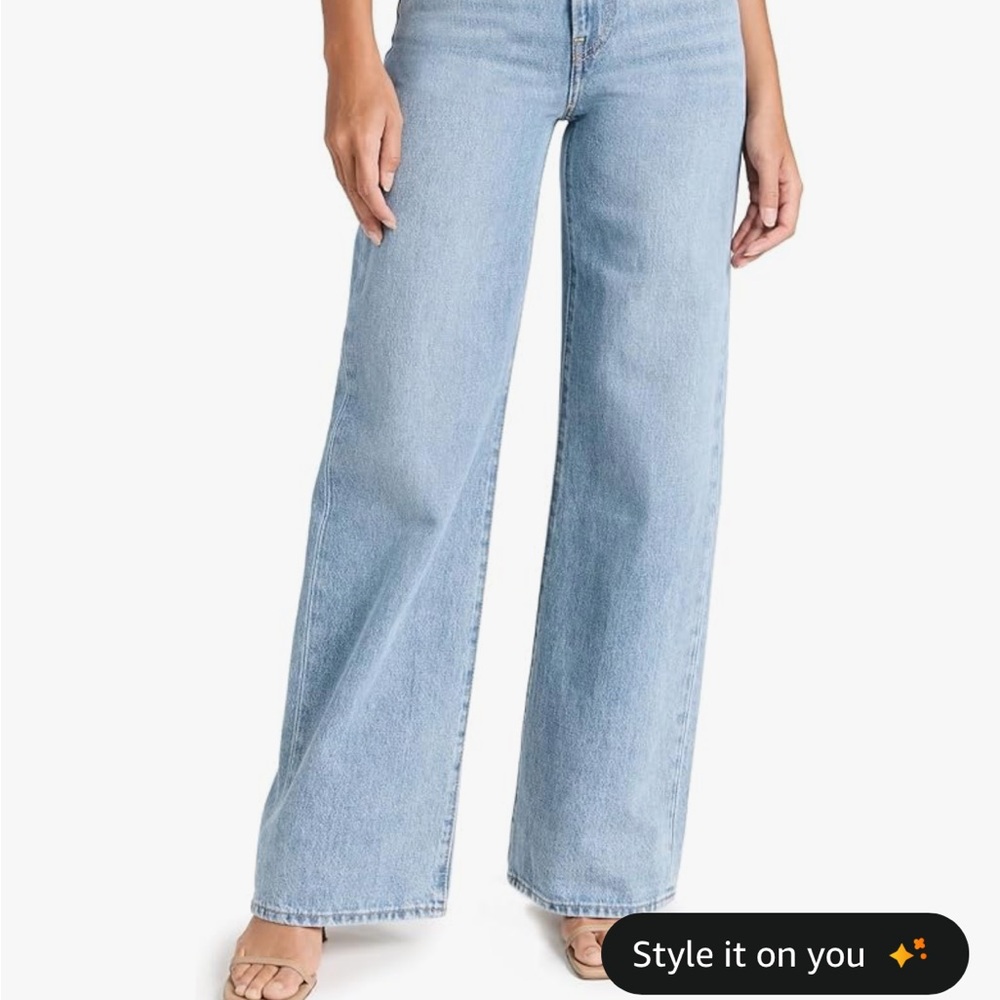 Levi’s Women’s Ribcage Wide Leg Jeans